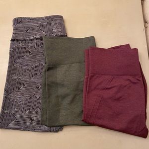 Lululemon crops size 12